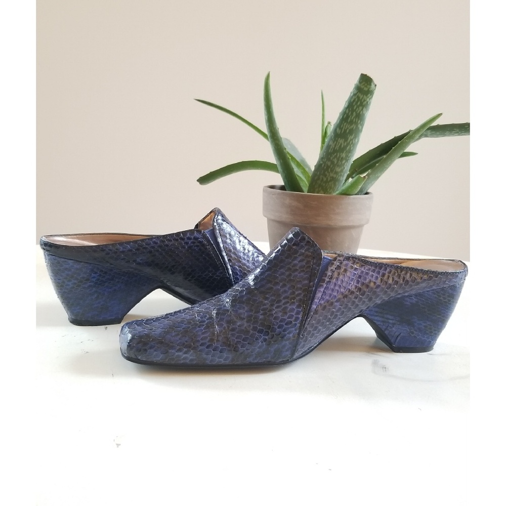 Stacy Adams Genuine Snake Upper Mules